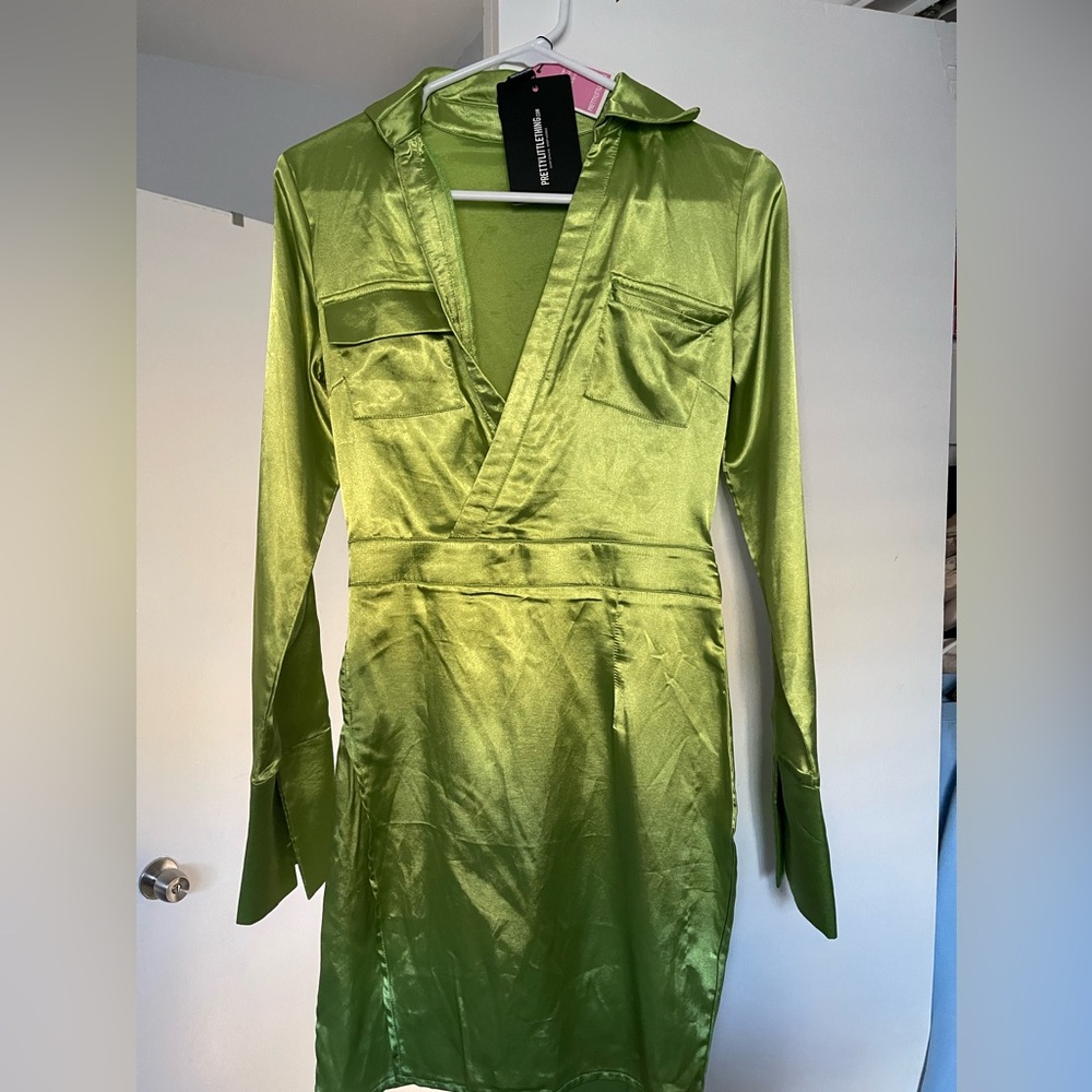 PRETTYLITTLETHING GREEN SATIN LONG SLEEVE DRESS